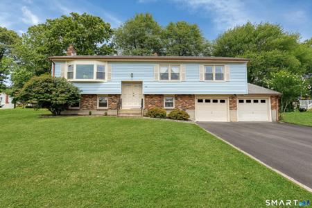 11 Apple Tree Terrace