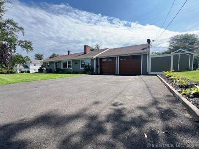60 Ridgewood Drive