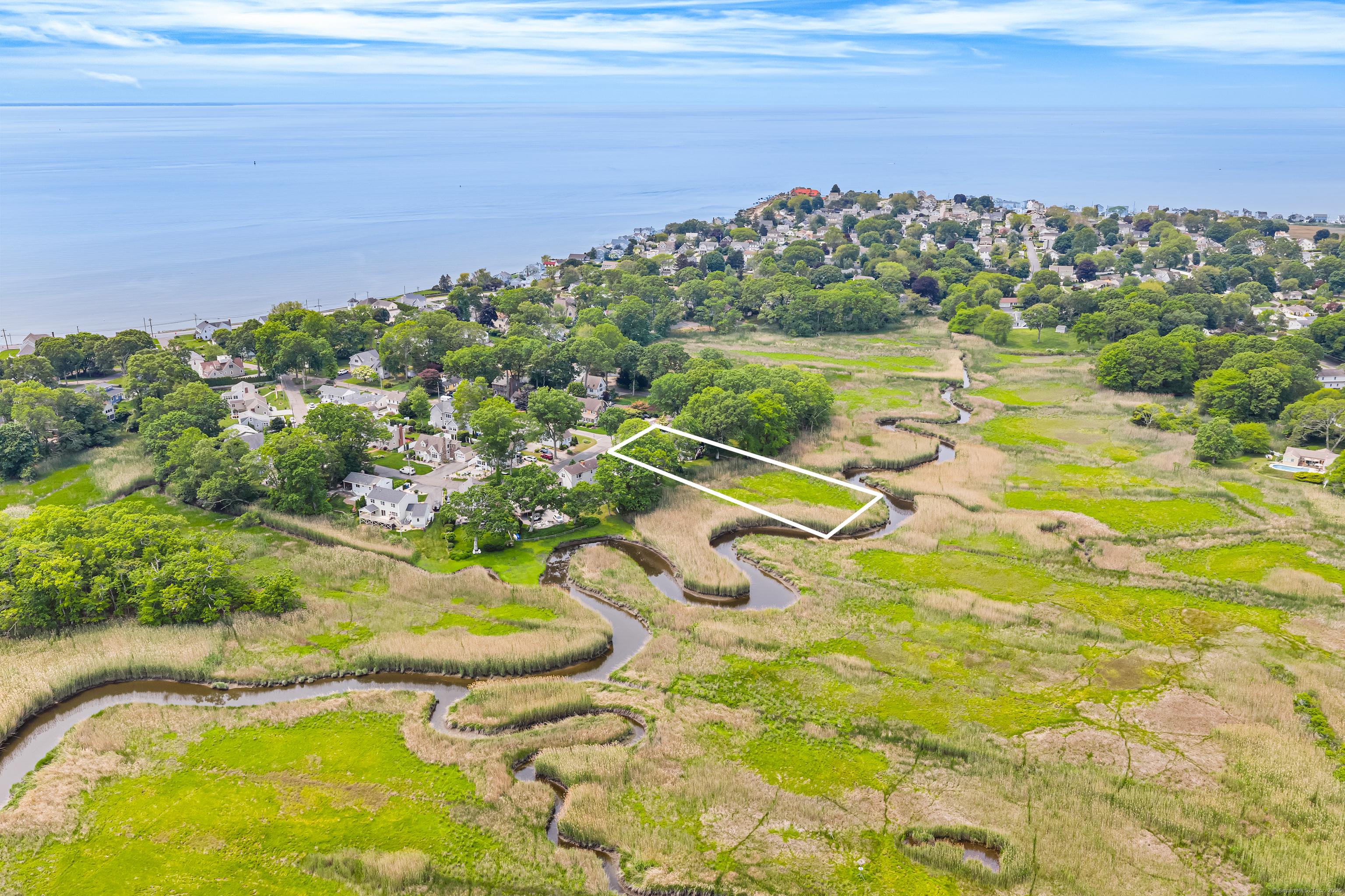 Image 1: Steps from the Knollwood Beach and the Long Island Sound.