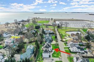 8 Apple Tree Trail