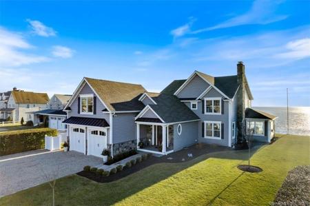 19 Loop Road