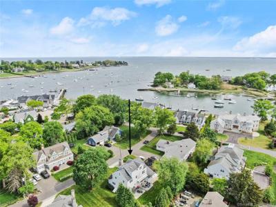 6 Mayflower Road