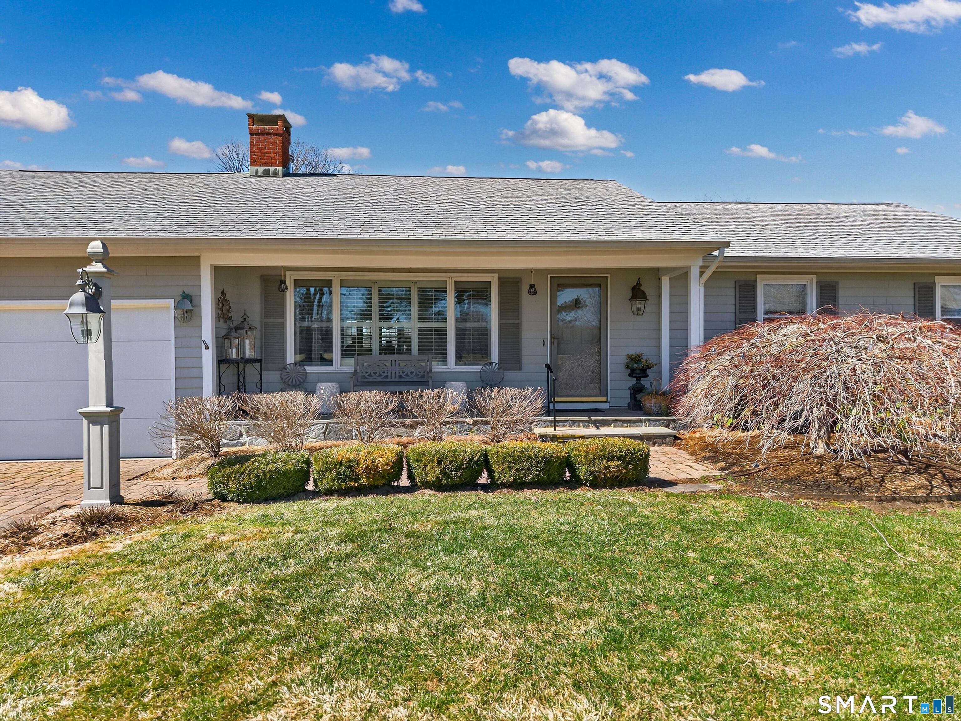 Image 4: Front entrance with covered porch
