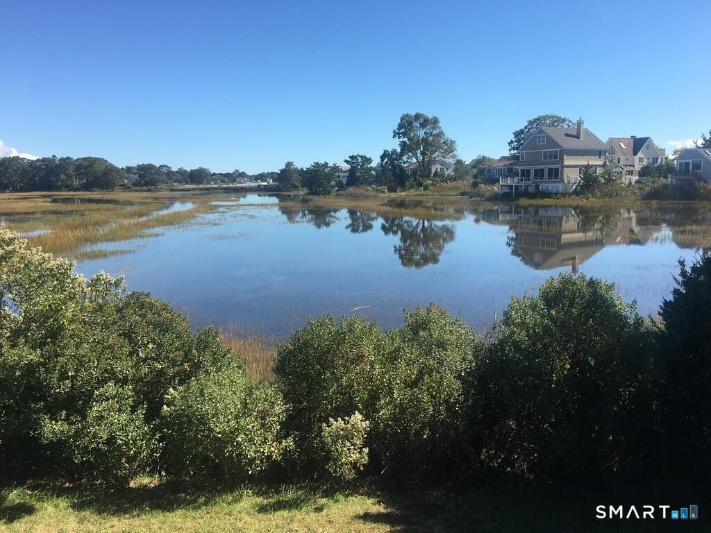 Image 3: HIGH TIDE VIEW