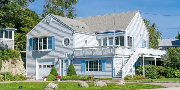 132 Latimer Point Road