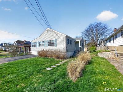 21 Tautog Street