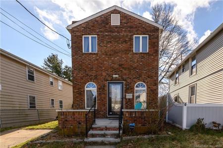 106 Dawson Avenue