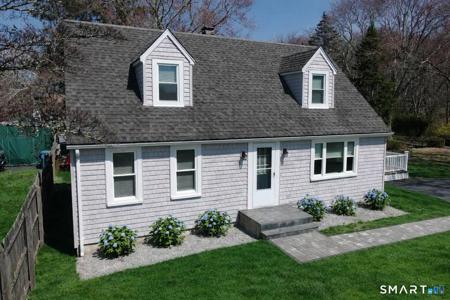 4 Anita Avenue