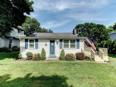 9 Hilltop Road