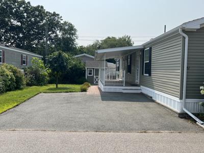 51 Linden Avenue North