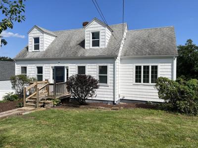 30 Magnolia Avenue