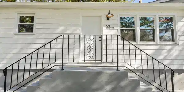 380 Silver Sands Road