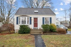 45 Bayview Avenue