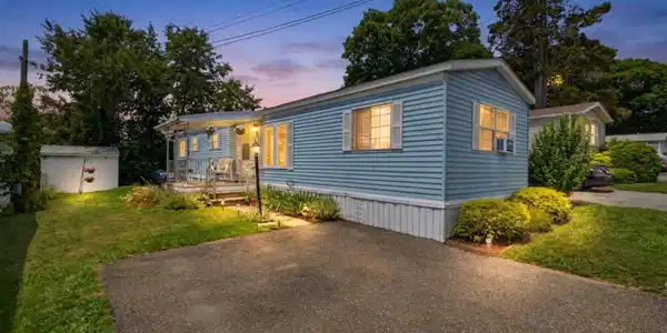 10 Chestnut Drive