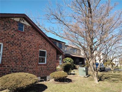 85 Van Buskirk Avenue