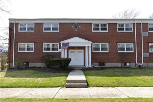28 Courtland Avenue