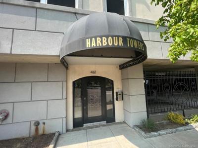 461 Bank Street
