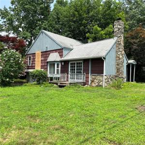 82 Annawon Avenue