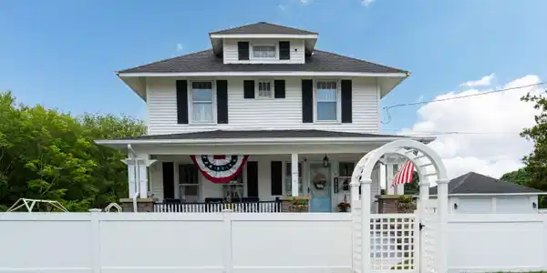 9 East Bishop Street