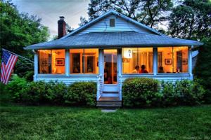 28 Saunders Drive