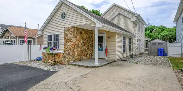 58 Minor Road