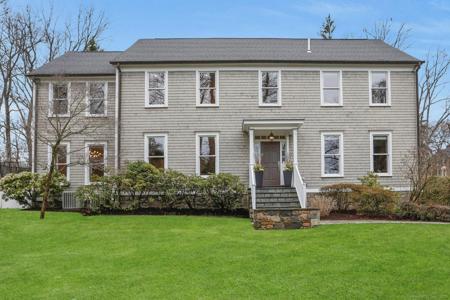 15 Cliff Avenue