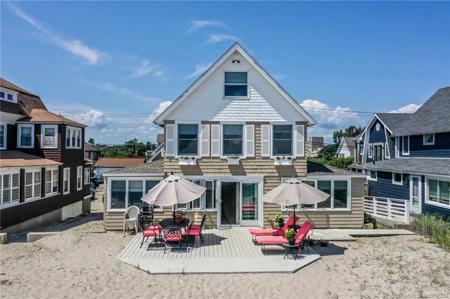 1165 Fairfield Beach Road