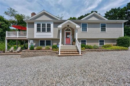 35 Griswold Road