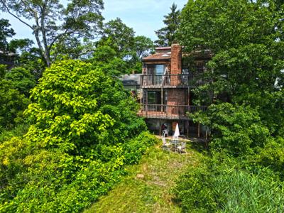 25 Summer Place