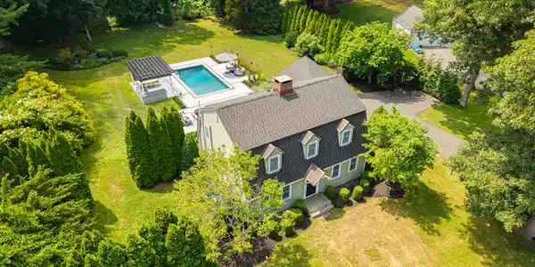 33 River Edge Farms Road