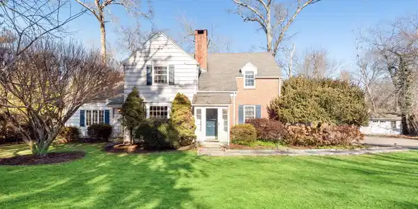 18 Cloverly Circle