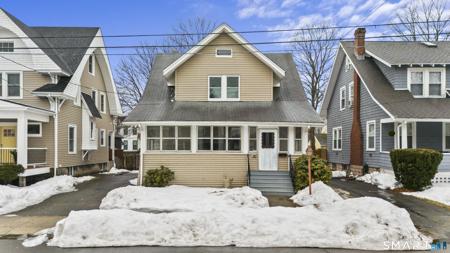 30 Washington Manor Avenue