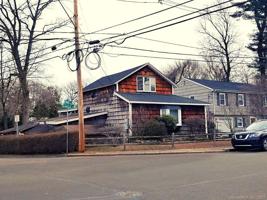 22 Triangle Street