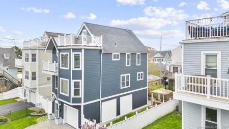 19 Rock Street