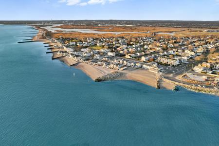 44 Washington Parkway