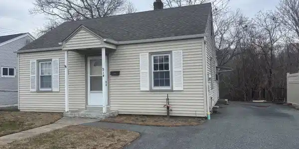 214 Poquonnock Road