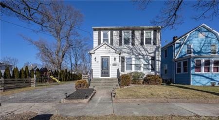 87 Marshall Street