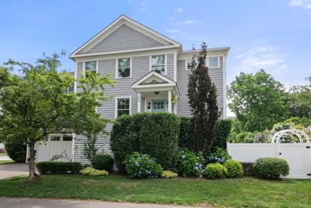 141 Veres Street