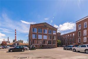325 Lafayette Street