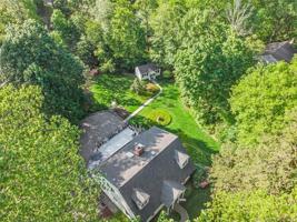 8 Devils Garden Road