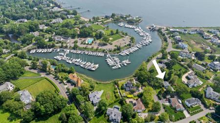 12 Harbor Road