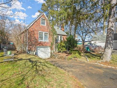 5 Upland Court