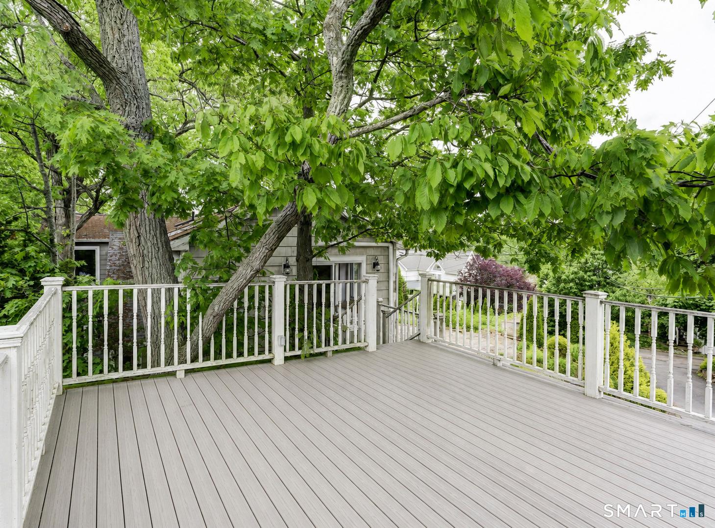 Image 4Deck