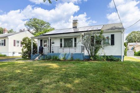 520 FORT HALE Road