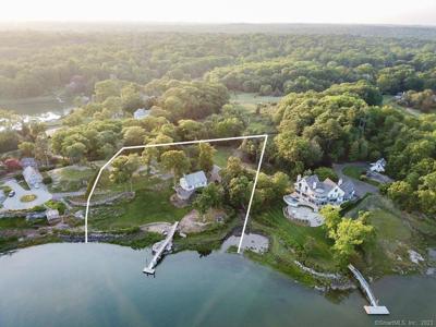 21 Tokeneke Trail