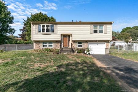 25 Belle Circle