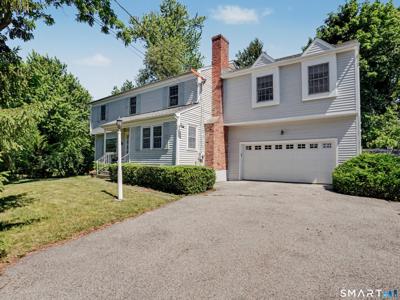 2435 Boston Post Road
