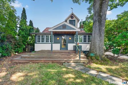 207 Pawson Road