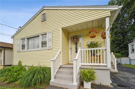 108 Harding Avenue