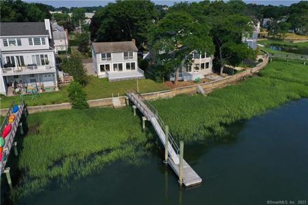 11 Seabreeze Place